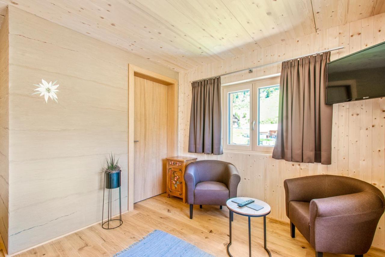 Haus Berghof Bed and Breakfast Schröcken Εξωτερικό φωτογραφία