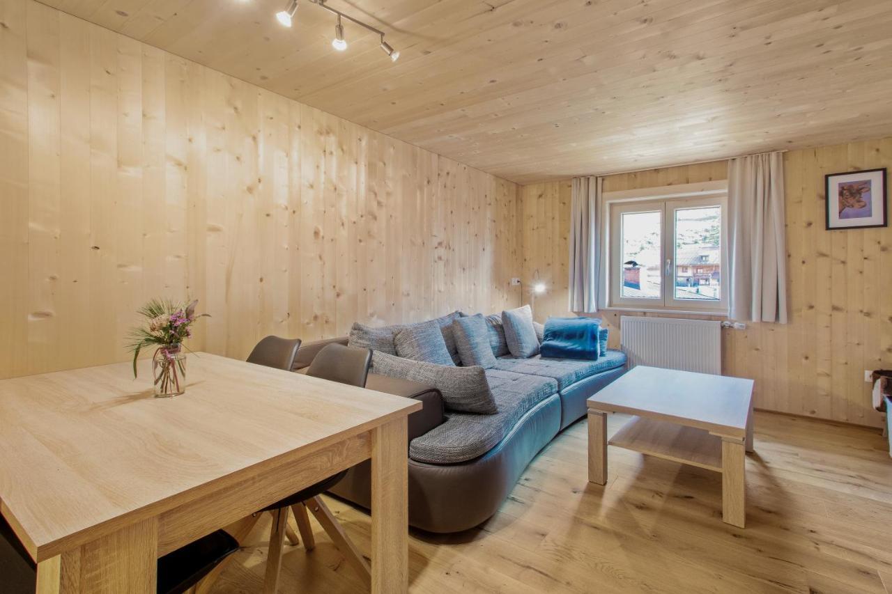 Haus Berghof Bed and Breakfast Schröcken Εξωτερικό φωτογραφία