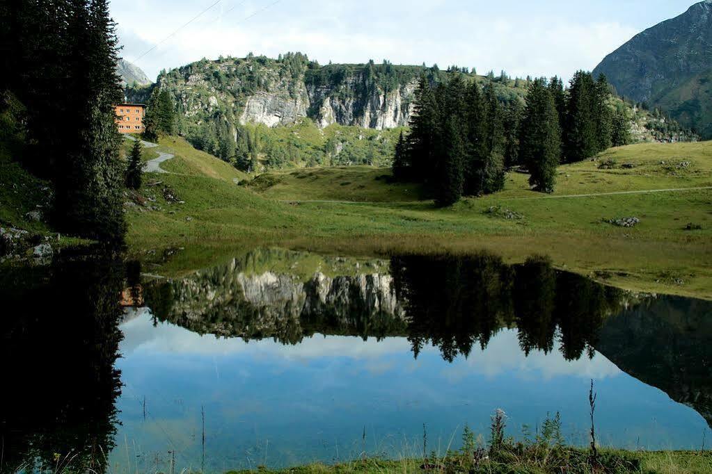 Haus Berghof Bed and Breakfast Schröcken Εξωτερικό φωτογραφία